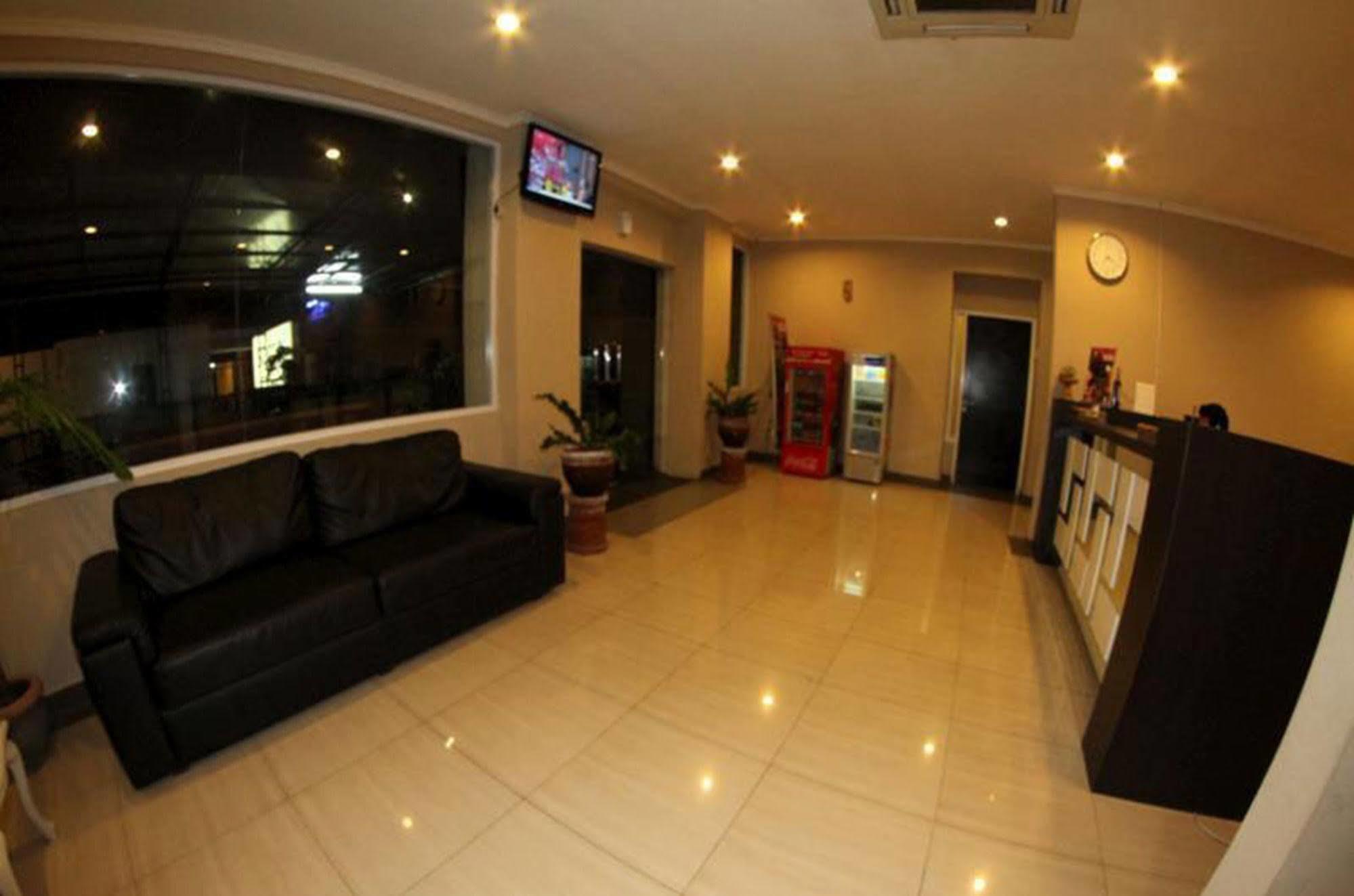 Saimai Residence Kuta Lombok Exteriör bild